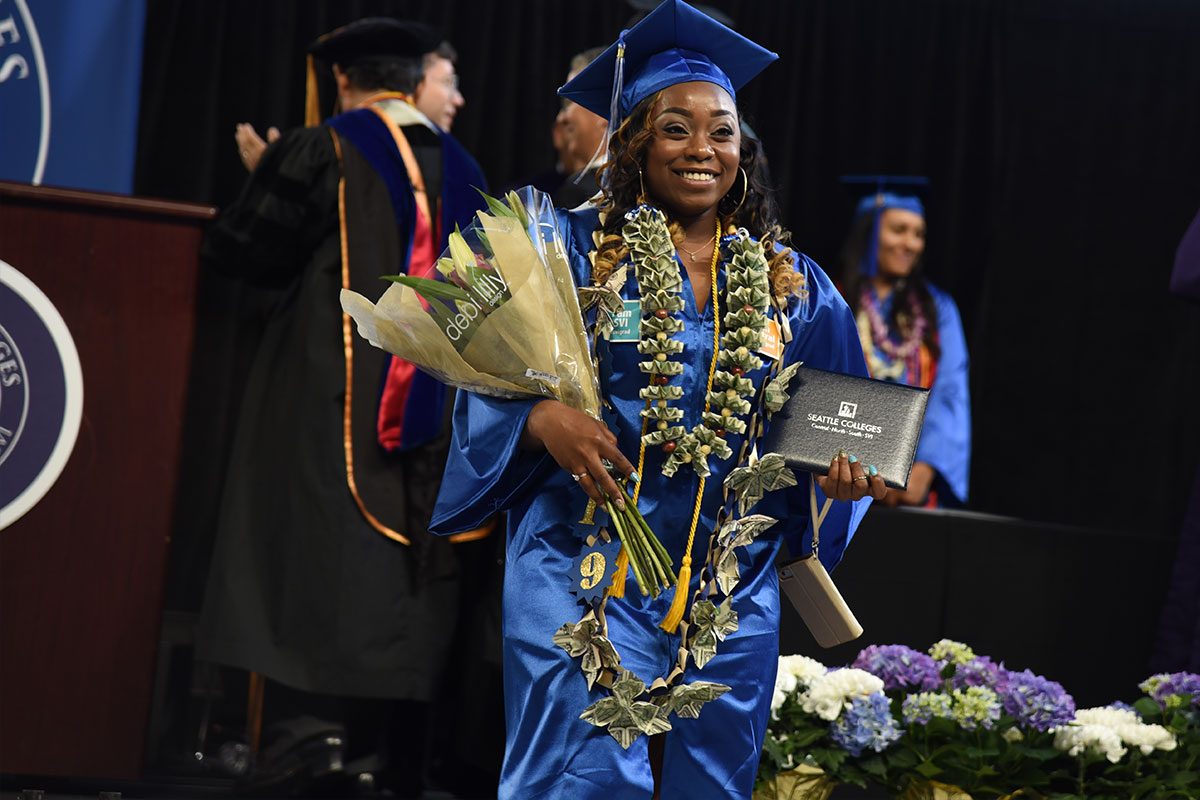 Graduates celebrate achievements at commencement | Seattle Central News