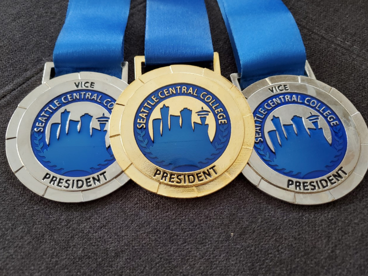 a photo of the president and vice president medals 