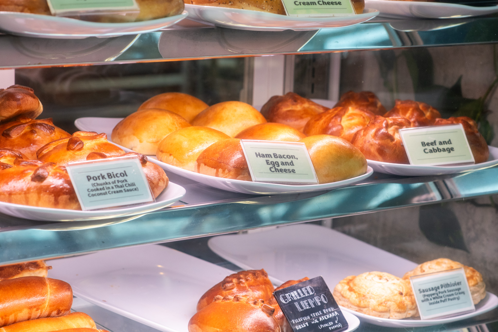 Pastry case at Pinoyski